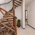 Simply Comfort Stylish Las Palmas Apartments With Pool