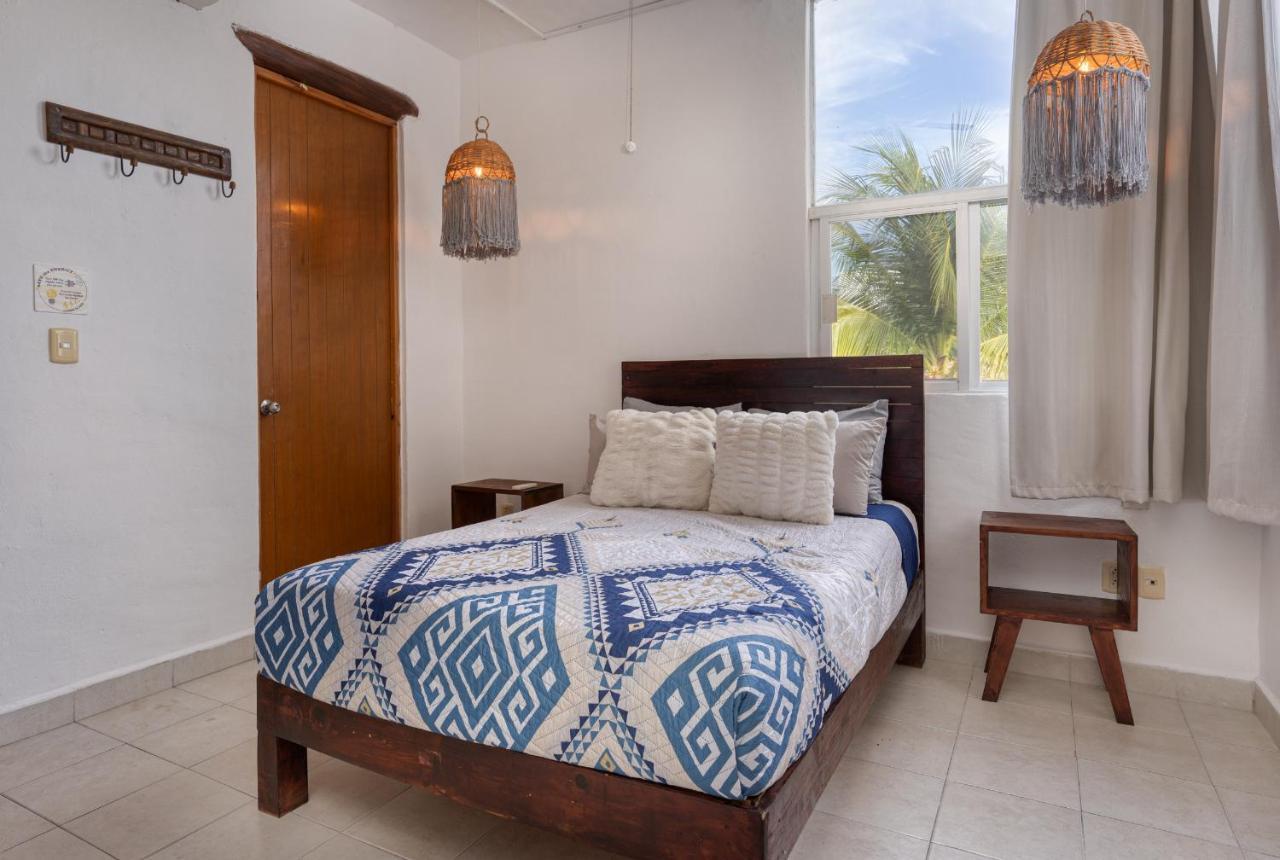 Simply Comfort Stylish Palmas With Pool